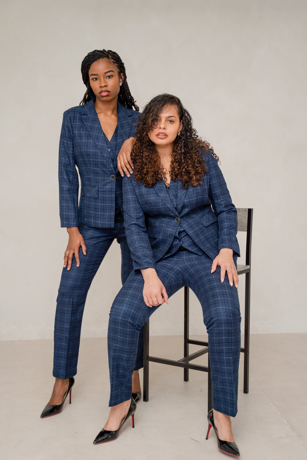 The plaid powered 3-piece pantsuit