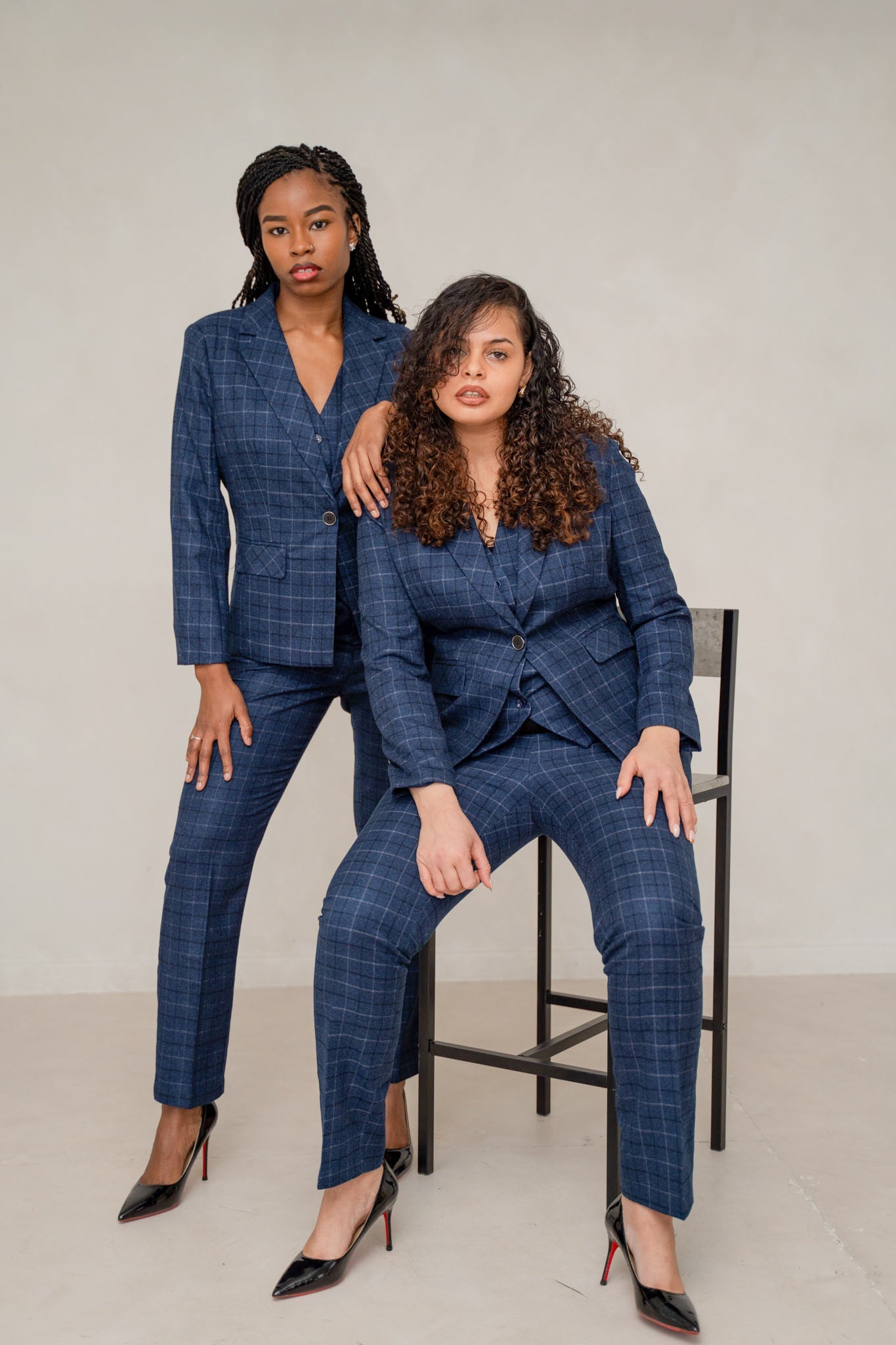 The plaid powered 3-piece pantsuit
